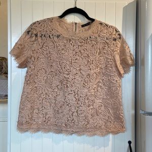 BLACK TAPE boxy zipper back Lacey top L